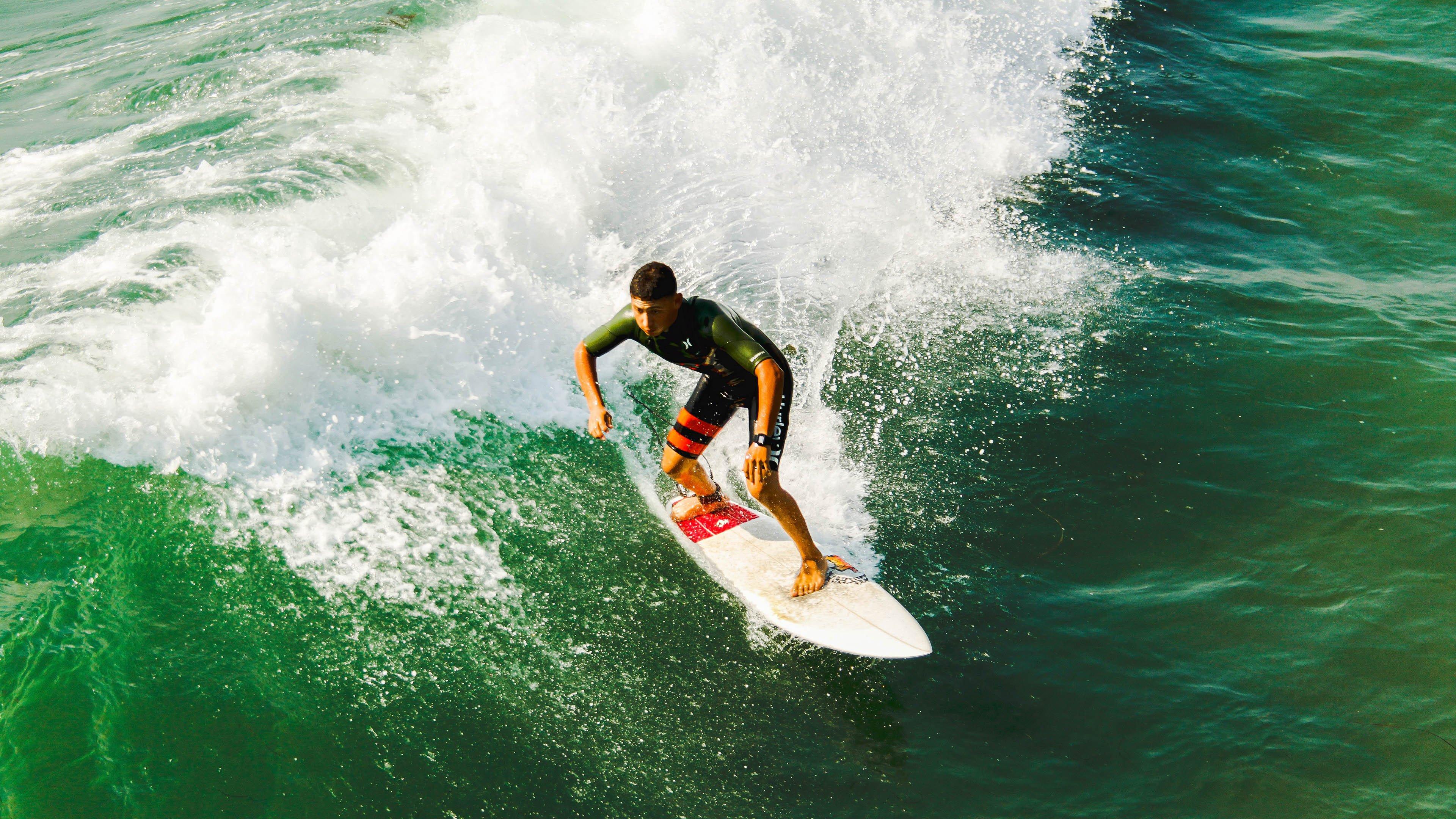 赛场新星杨瀚森遭遇严密盯防，成长之路迎来关键考验